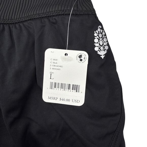 NWT FREE PEOPLE FP Movement Game Time Short In Black Size Large - Picture 6 of 8
